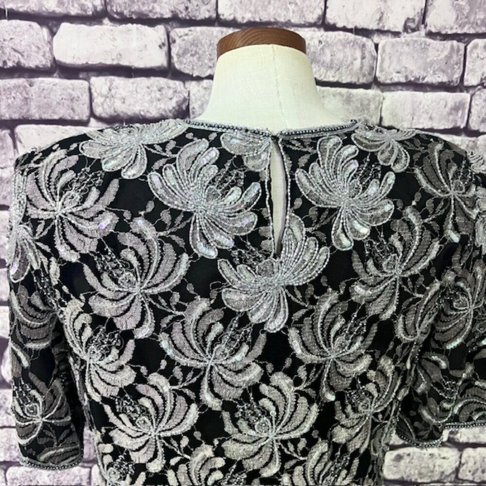 Laurence Black & Gray Blouse W/ Decorative Beads & Sequins Size XL - Picture 7 of 9